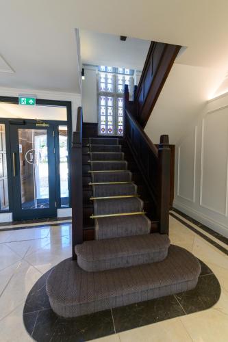 Holm House - Stylish Coastal Suites - HEDD Spa - Silures Bar & Restaurant photo 51