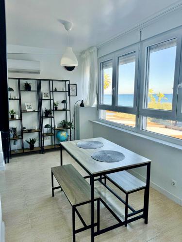 Apartamento con Vistas al Mar en Cabo Cervera