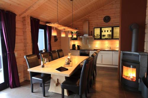 Φωτογραφία από το άλμπουμ του Harz - Blockhaus mit Sauna und Kamin, Chalet Bocksberg σε Hahnenklee-Bockswiese