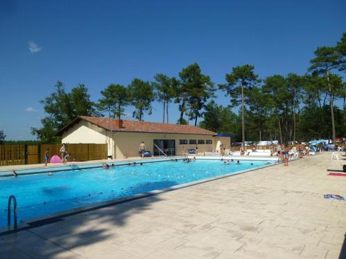 Piscina a Maison abelia o a prop