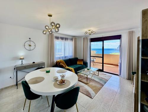 Clubrent - Coral Beach, 19th floor - sea view