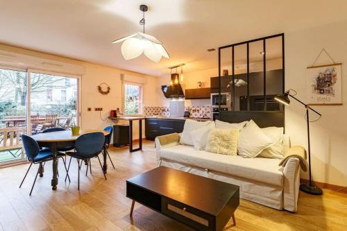 Foto Le Saint Cyr - bel appartement, parking & terrasse