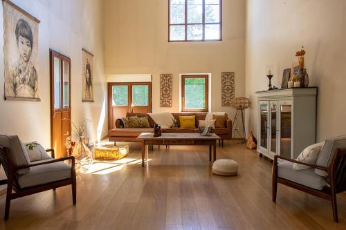 Villa de 181m2 4 chambre avec piscine et stationnement