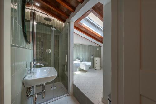Koupelna v ubytování La Corticina - Rooms & Suite - Firenze