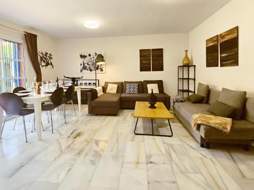 La Casita de Monte Biarritz by Lica