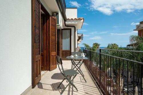 Μπαλκόνι ή βεράντα στο GuestHost - Cozy Flat in the Heart of Letojanni