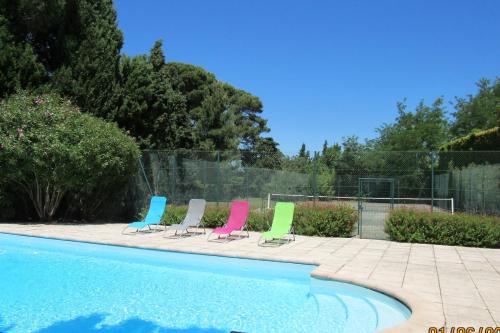 Villa dans les Corbières avec piscine et tennis