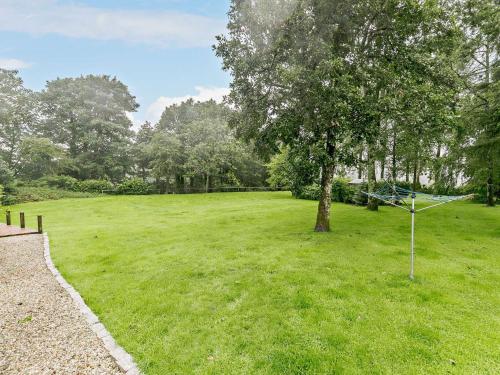 Taman di luar 1 Bed in Tavistock HIGHM