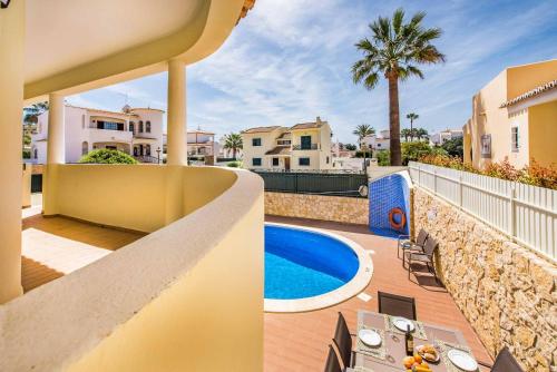 Villa Simoes