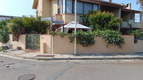 Το κτήριο όπου στεγάζεται  η παραθεριστική κατοικία