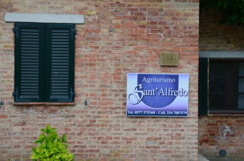 Sijil, anugerah, tanda atau dokumen lain yang dipamerkan di Agriturismo Sant'Alfredo
