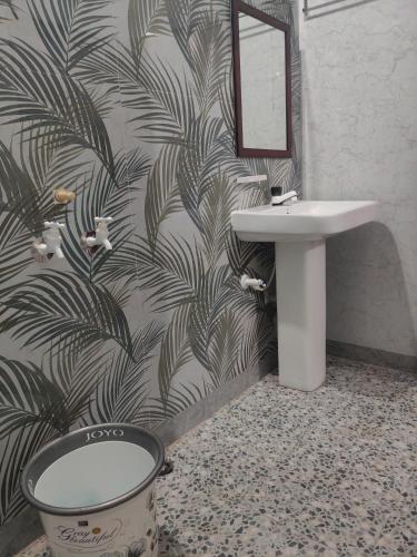 Ένα μπάνιο στο Keshu Home Stay Hampi