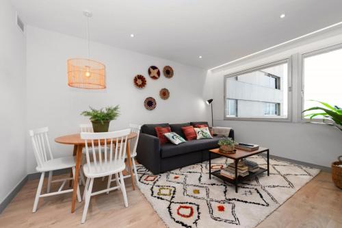 Executive Modern - 2BD 1BTH - Colon Center