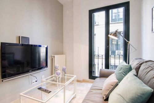 Amazing Unique 1BD 1BTH - Sol Madrid center