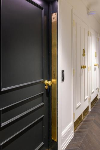 Holm House - Stylish Coastal Suites - HEDD Spa - Silures Bar & Restaurant photo 64