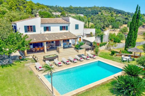 Villa Can Toni Pau by Villa Plus