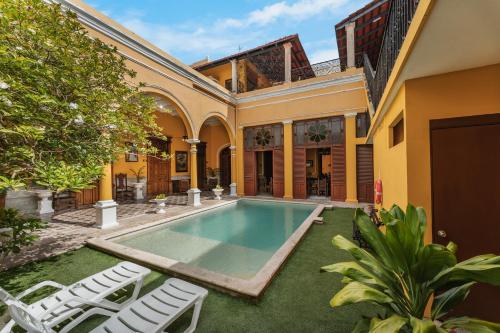 Bazén v ubytování Hotel Real Toledo by Kavia nebo v jeho okolí