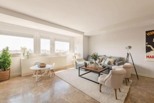 Bright W Stunning views Colon-Madrid city centre