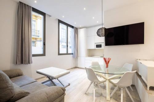 Modern and bright studio - Malaga Center