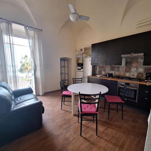Η κουζίνα ή μικρή κουζίνα στο B&B 47