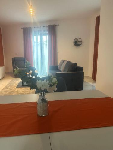 Gallery image of Apartmani WolfMoon 024 in Igalo