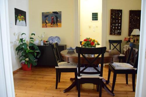 Beachfront neoclassical