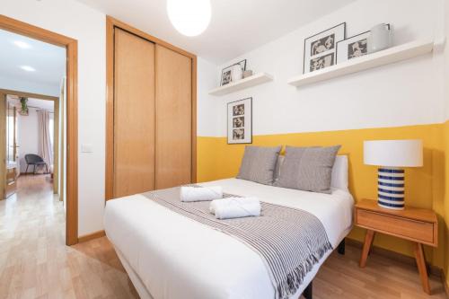 Cozy Apartment- 2BD 2BT- Malasaña