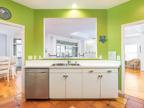 Dapur atau dapur kecil di The Cool Coconut