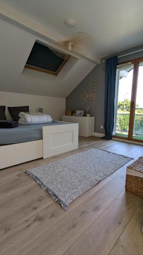 Photo de la galerie de l'établissement Villa, close to lake, pool, enclosed garden, quiet, à Thonon-les-Bains