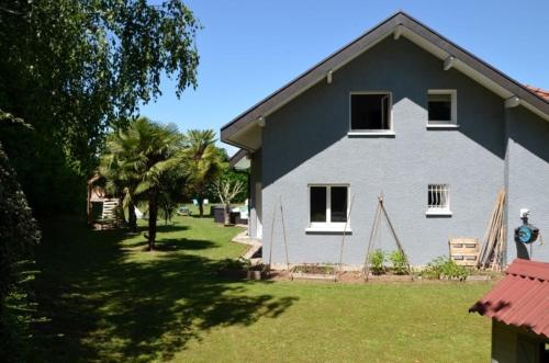 Photo de la galerie de l'établissement Villa, close to lake, pool, enclosed garden, quiet, à Thonon-les-Bains