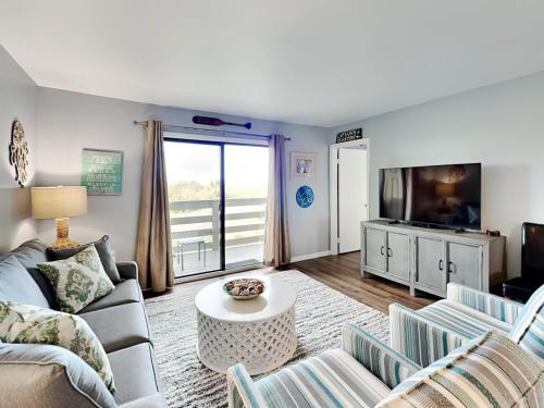 Lighthouse Point 20Aにあるテレビまたはエンターテインメントセンター
