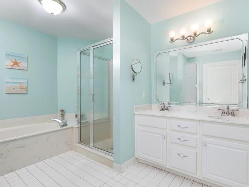 Ένα μπάνιο στο Bay View Villas 101