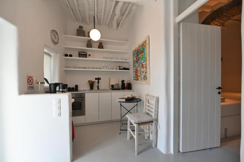 Køkken eller tekøkken på Kariki Green Triantaros Tinos