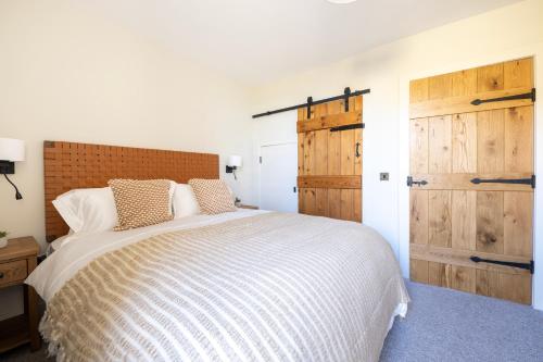 Una cama o camas en una habitación de Firthview Fortrose