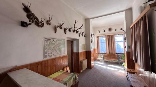 Postel nebo postele na pokoji v ubytování Hotel Zlatá vyhlídka