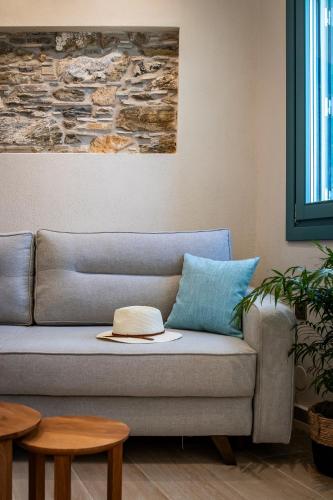 Coin salon dans l'établissement Anemelo Home