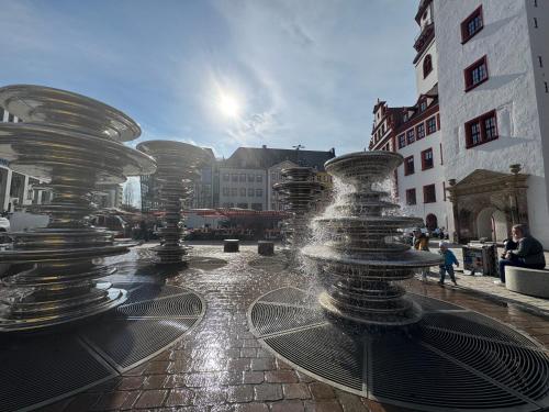 a fountain in the middle of a city at Privatzimmer in 4 Zimmer EG Wohnung in Altchemnitz in Chemnitz