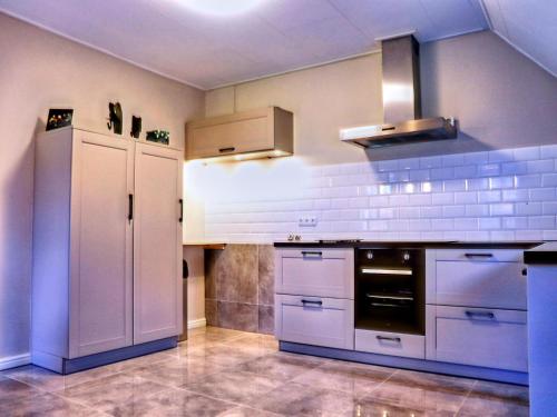 Dapur atau dapur kecil di Apartment in Kornhorn near Curringherveld