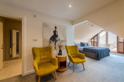 Holm House - Stylish Coastal Suites - HEDD Spa - Silures Bar & Restaurant photo 80