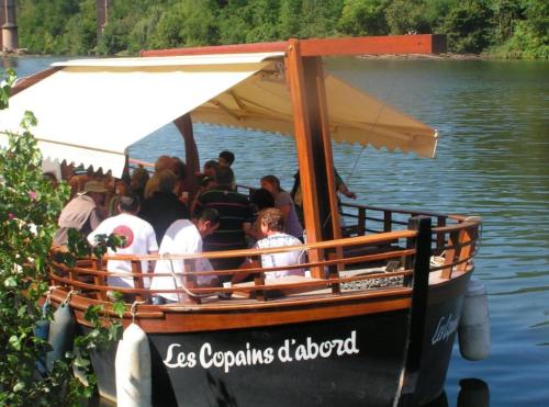 Photo de la galerie de l'établissement Le chalet du cèdre, à Rivières