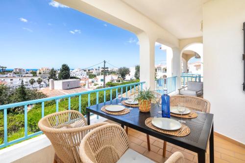 Carvoeiro -Spacious 2 bedroom appartment with pool - Monte Dourado