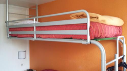 Litera o literas en una habitación de Premiere Classe Biarritz