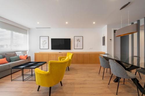 Bright Stylish - 2Bedrooms 2Baths - Salamanca
