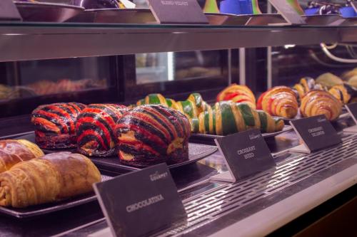 Mâncare la sau în apropiere de acest apartament