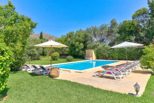 Villa Mas by Villa Plus