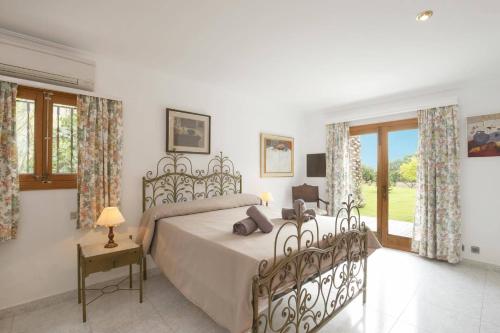 Villa Mas by Villa Plus