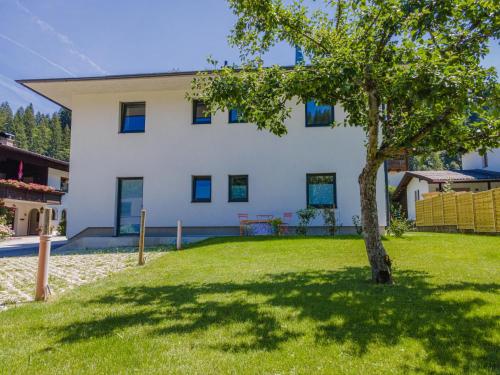 Tirola Bude Schorsch Top 2