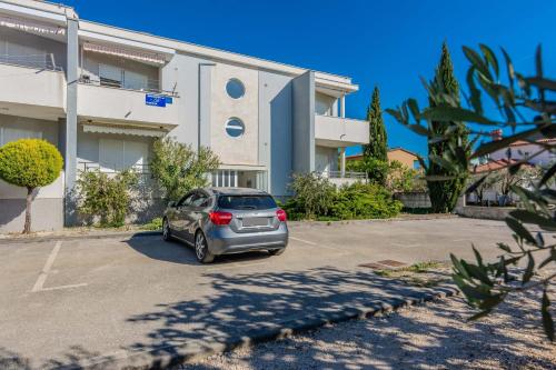 Apartments with parking space Zaton, Zadar - 24445