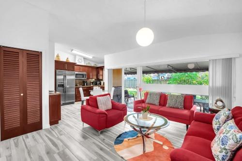 Kuchyň nebo kuchyňský kout v ubytování Lime Haus lime - Your Family Stay in Miami Awaits