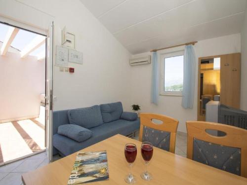 Lumbarda Resort Apartments - Standard One-Bedroom Apartment E10